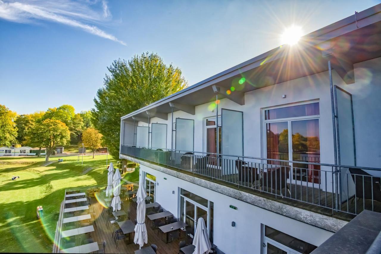 Neufeldersee Hotel & Restaurant Neufeld an der Leitha Luaran gambar